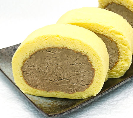 宇治ほうじ茶ロールケーキのカットイメージ